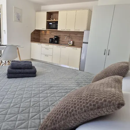 Apartament Natalija Adriatic *